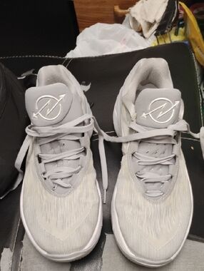 NIKE AIR ZOOM G.T. Cut 2 TB Size 11 Excellent Condition